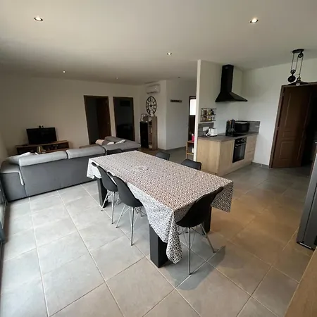 Maison Climatisee Avec Piscine Villa Carlux