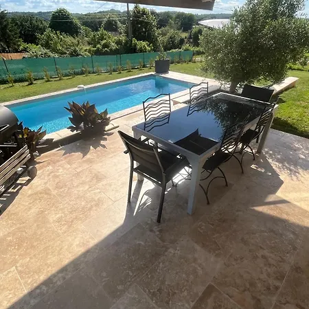 Villa Maison Climatisee Avec Piscine