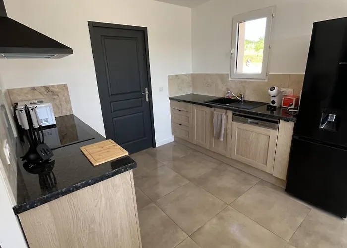 Maison Climatisee Avec Piscine 别墅 *